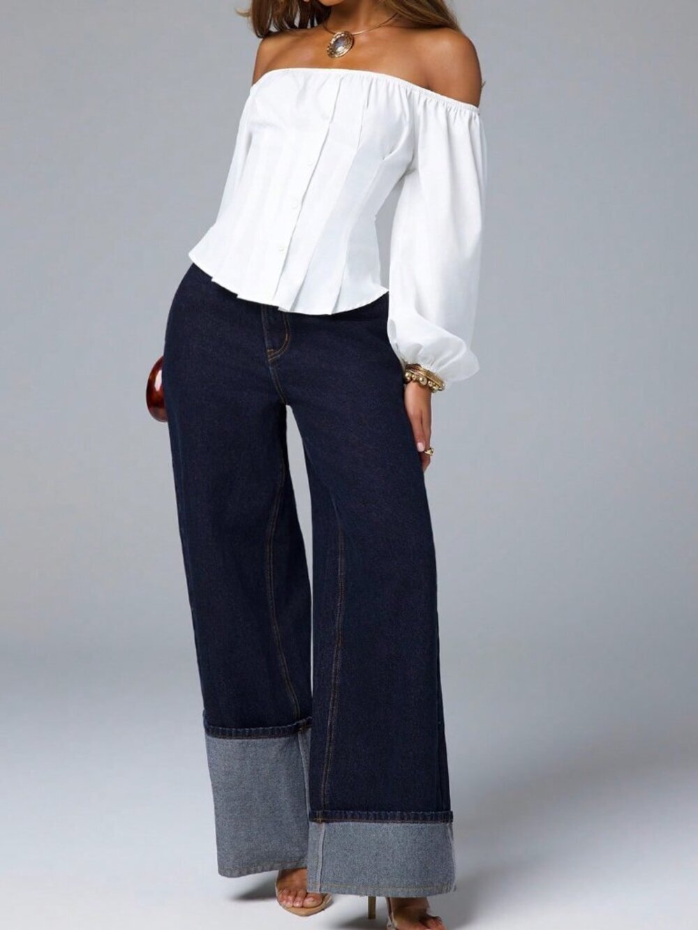 White Casual Women's Off-Shoulder Long Sleeve Pleated Balloon Top - Picture 4 of 6